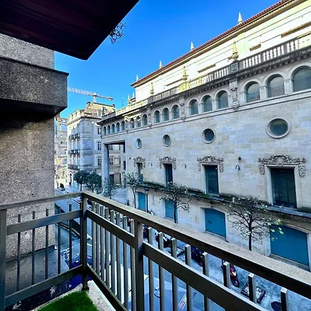 En Pleno Centro De - Homey Galicia Vigo